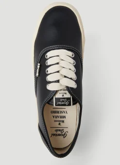 Past Sole 5 Low Top Sneakers