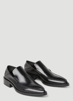 Pointed Moccasins