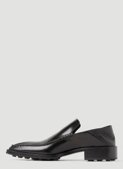 Pointed Moccasins