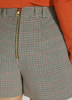 Prince Of Wales Pleated Shorts