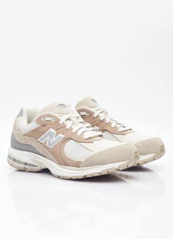 2002R Sneakers