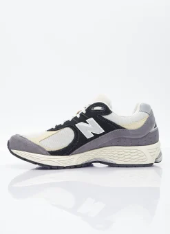 2002R Sneakers
