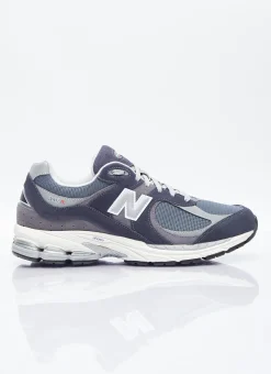 2002R Sneakers