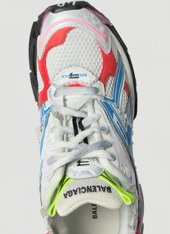 Runner Sneakers