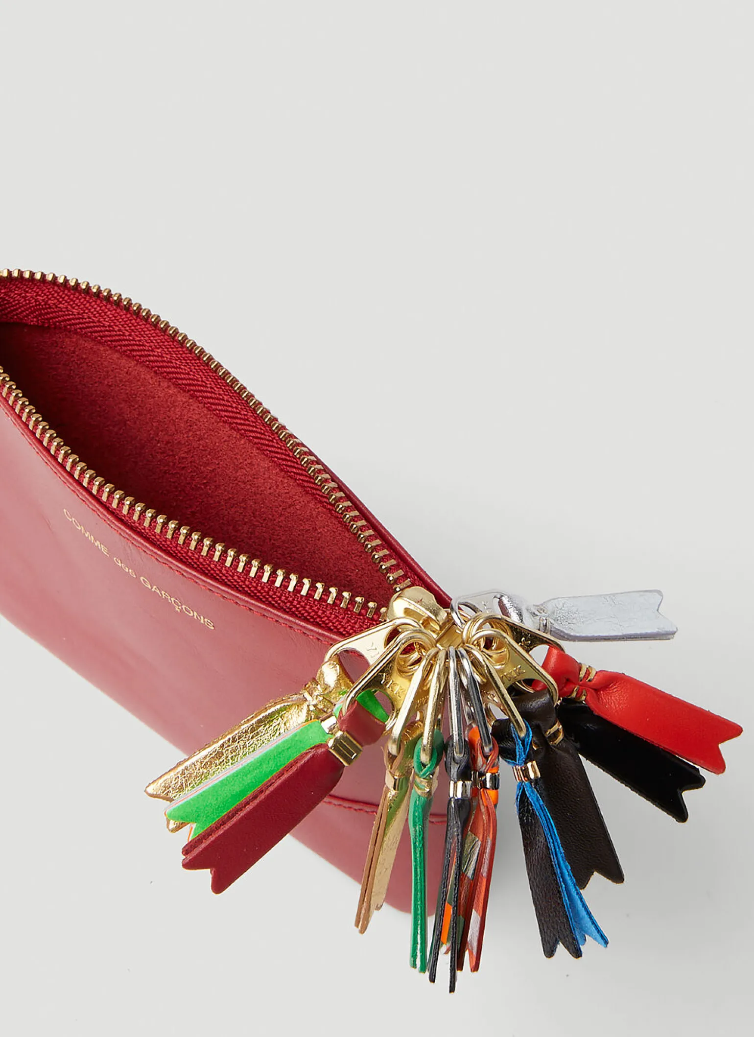 Small Logo Zipper Pull Wallet