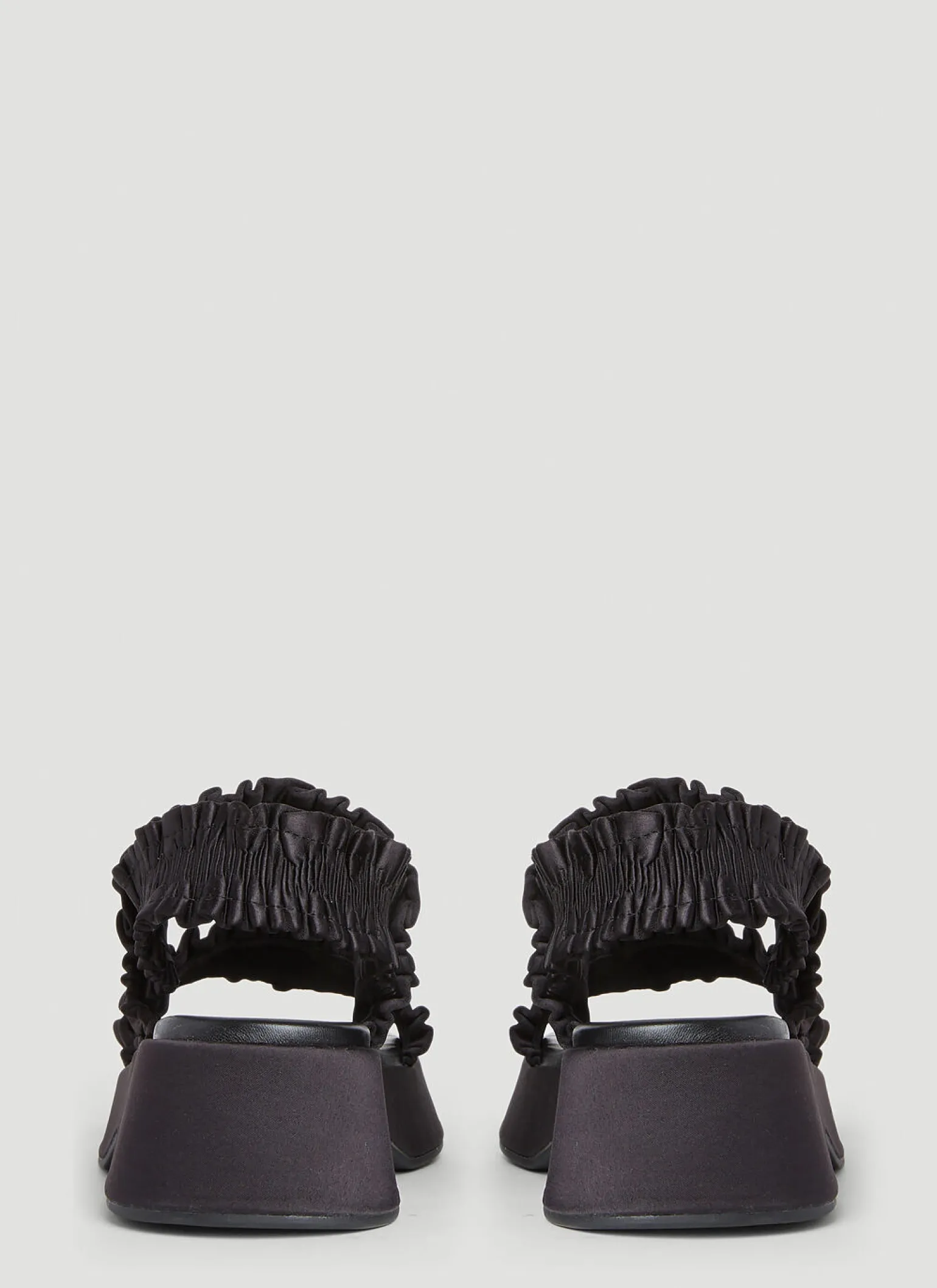 Smock Flaftorm Sandals