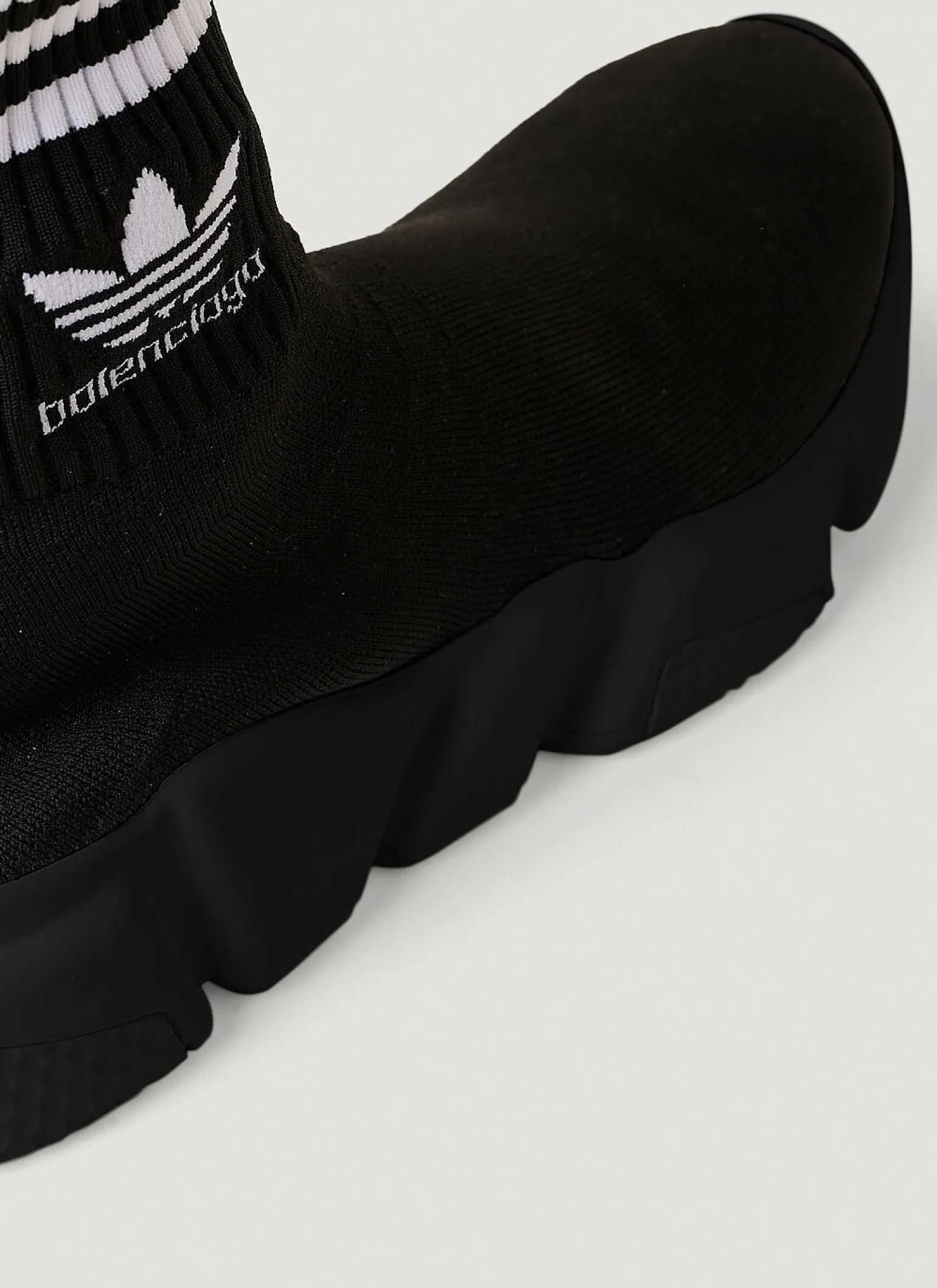Speed Sneakers