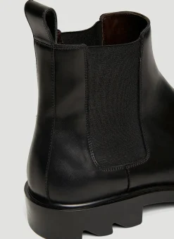 Strut Boots