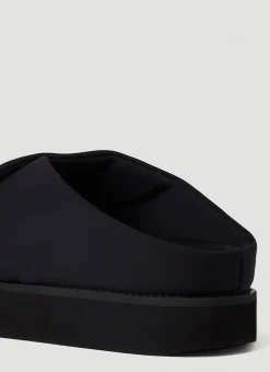 Wide Welt Crossover Sandals